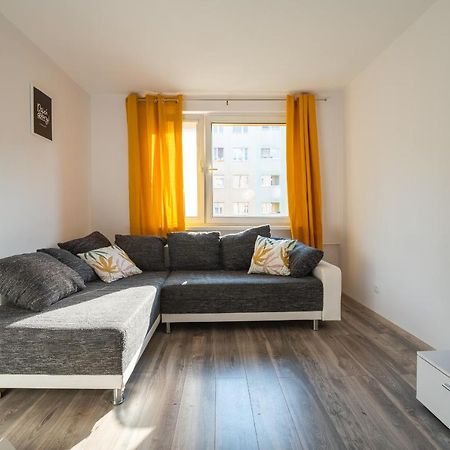 Tanie Spanie Skowronek - Pet Friendly - Przytulny 4 Osobowy - Space Apart เยเลเนียกูรา ภายนอก รูปภาพ