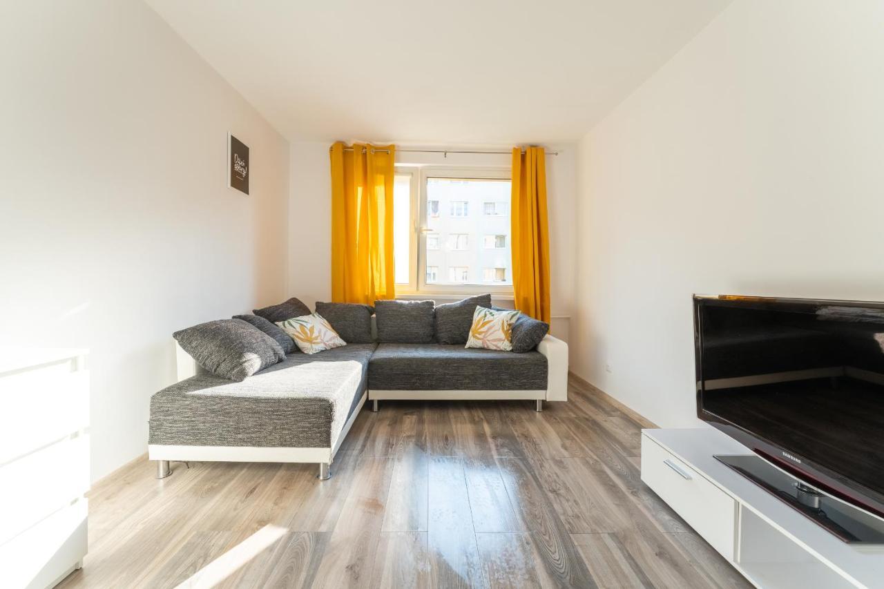 Tanie Spanie Skowronek - Pet Friendly - Przytulny 4 Osobowy - Space Apart เยเลเนียกูรา ภายนอก รูปภาพ