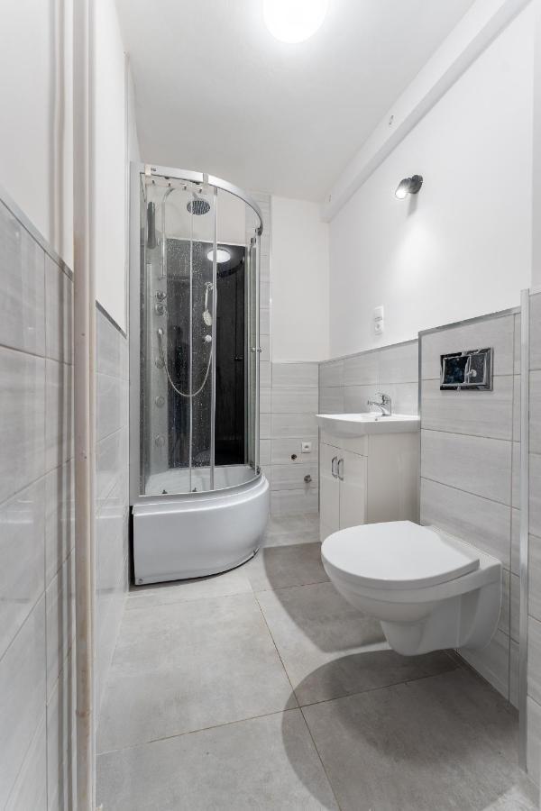 Tanie Spanie Skowronek - Pet Friendly - Przytulny 4 Osobowy - Space Apart เยเลเนียกูรา ภายนอก รูปภาพ